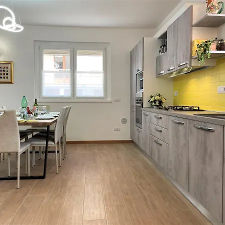 Apartamento Giorni Felici Tutto Nuovo, Giardino, Park E Bikepark