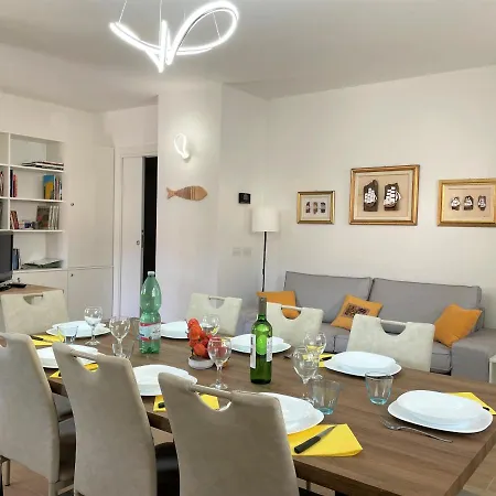 Apartamento Giorni Felici Tutto Nuovo, Giardino, Park E Bikepark