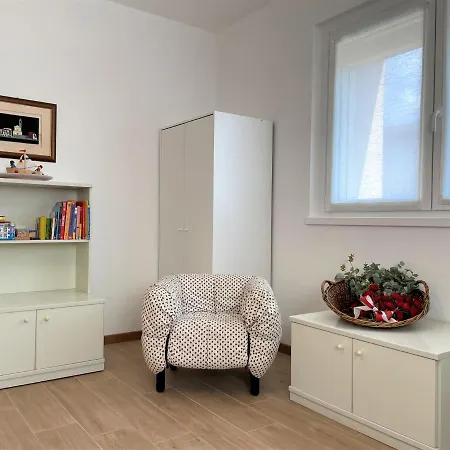 Giorni Felici Ampio Appartamento A Piano Terra, Tutto Nuovo, Giardino, Park E Bikepark