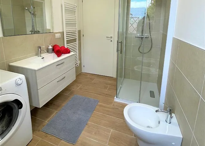 Giorni Felici Tutto Nuovo, Giardino, Park E Bikepark Lejlighed *