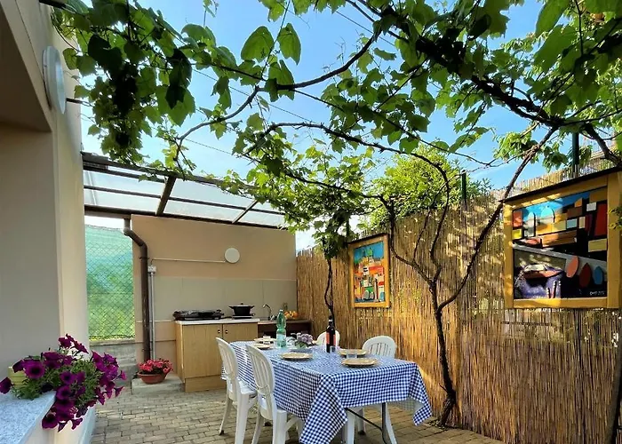 Giorni Felici Tutto Nuovo, Giardino, Park E Bikepark Lejlighed *